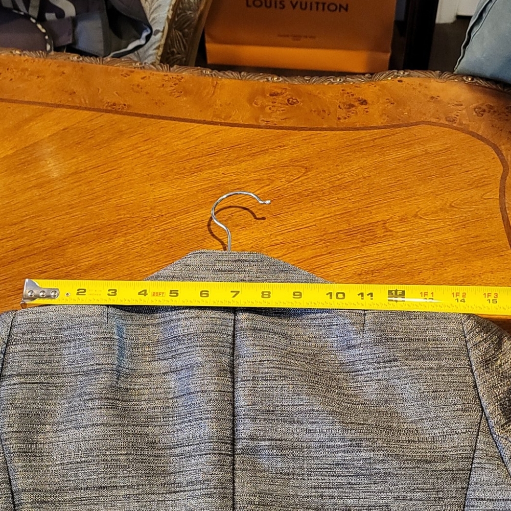 Escada jacket - Picture 8 of 9
